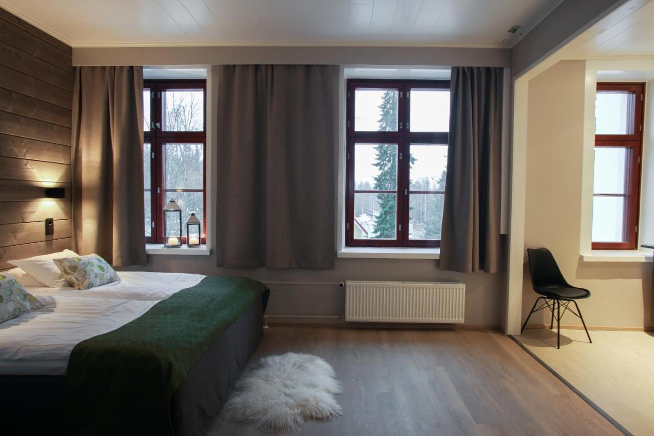 Metsaehirvas 3*